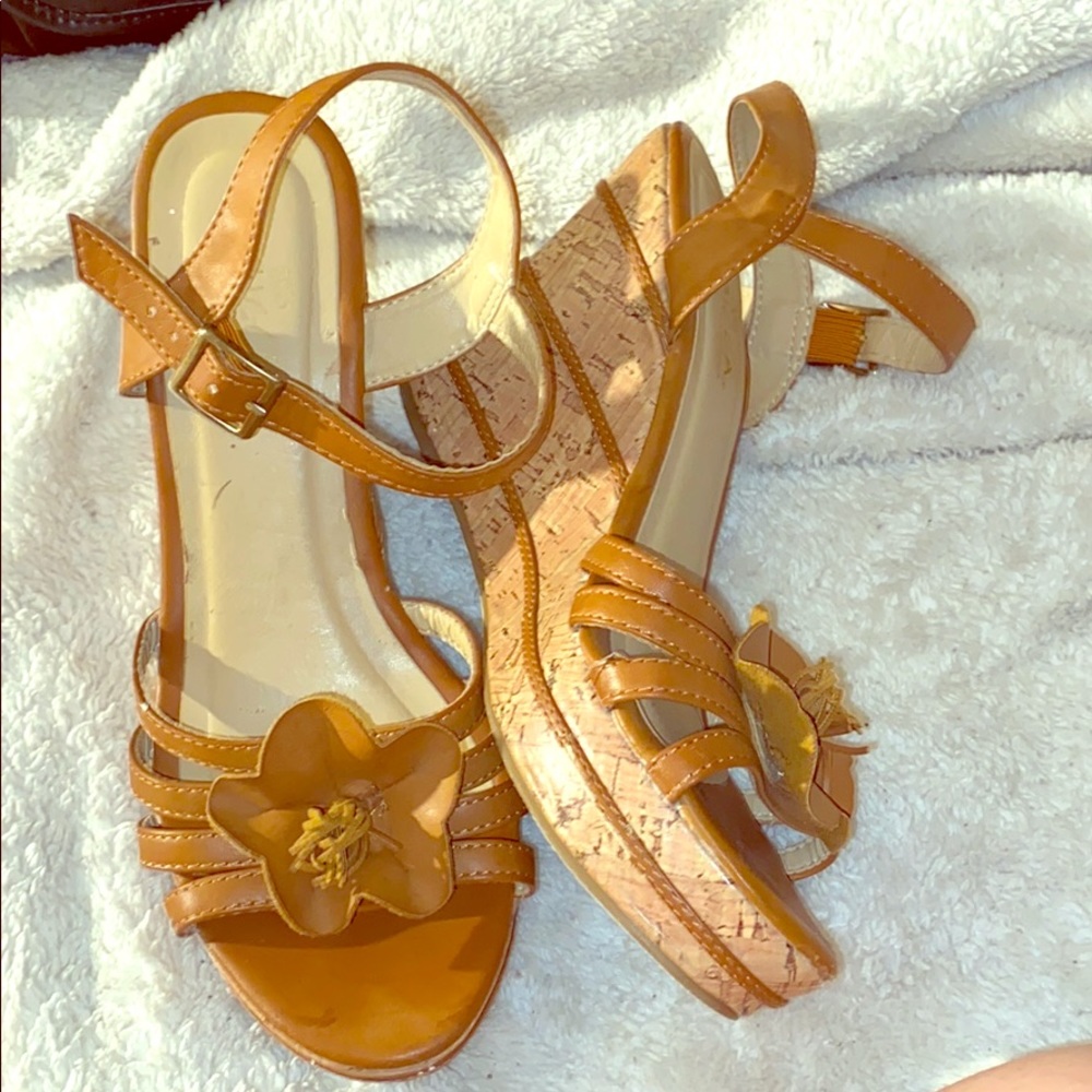 Light Brown wedges